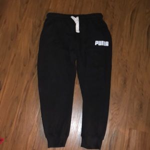 Men’s Puma joggers